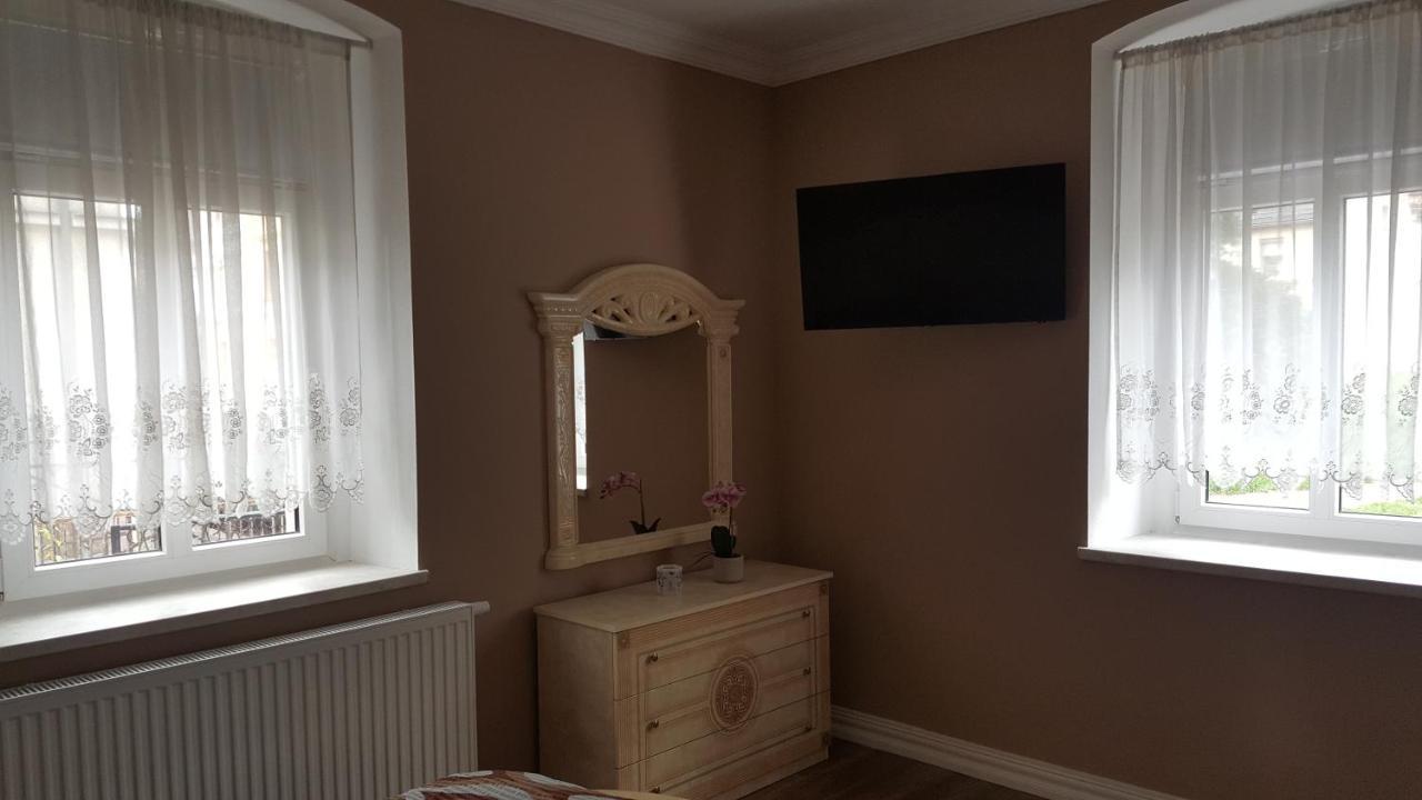 Ferienwohnung Im Dreilaendereck Цитау Екстериор снимка