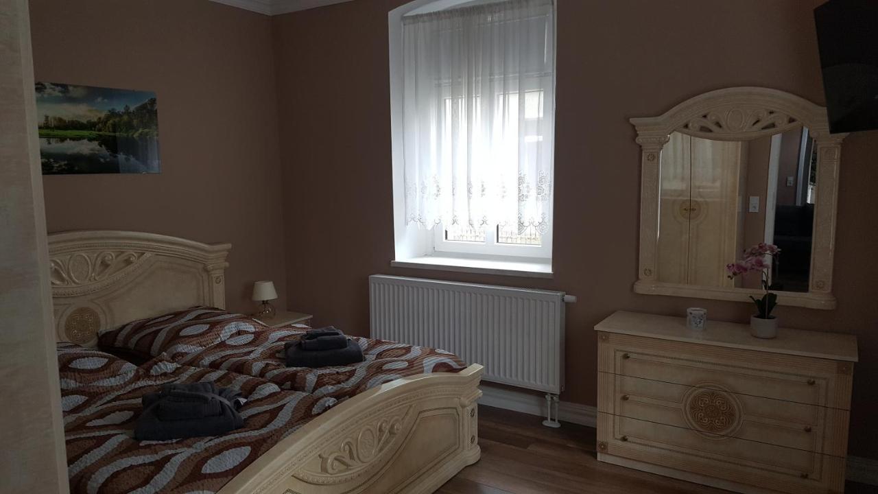Ferienwohnung Im Dreilaendereck Цитау Екстериор снимка